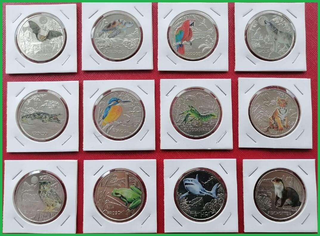 Австрия 2016-2019 г.г. 3 евро. Животные мира. Набор из 12 монет(цветные)