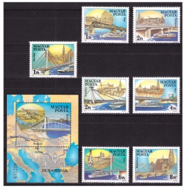 Венгрия 1985 г. № 3733-3739, 3740(блок 176А). Архитектура. Дунайские мосты. Речной флот. Серия+блок