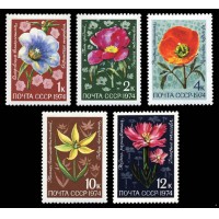 СССР 1974 г. № 4407-4411 Цветы альпийских лугов Средней Азии, серия 5 марок