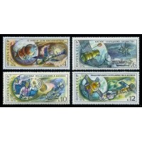 СССР 1976 г. № 4565-4568 День космонавтики, серия 4 марки.